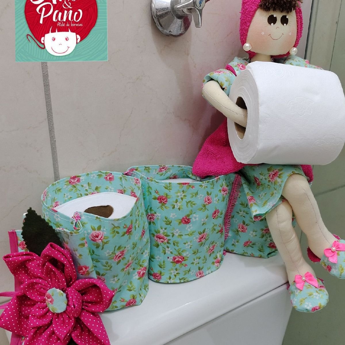 Boneca de Pano Porta Papel Higiênico, Vestido Feminino Artempano Ateliê De  Bonecas. Nunca Usado 50491640