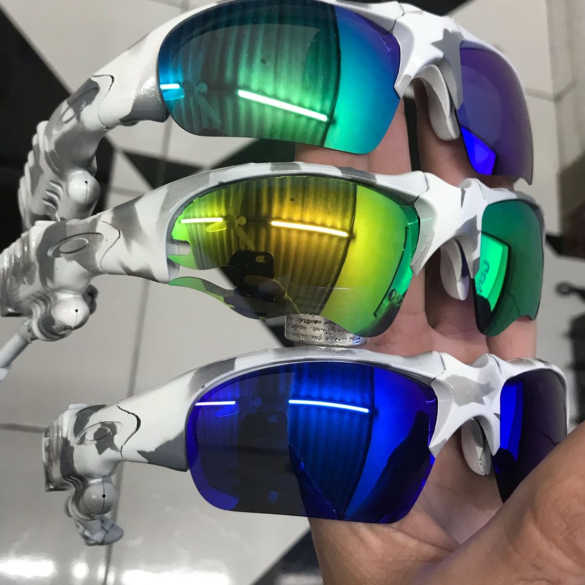 Oakley thump white store camo