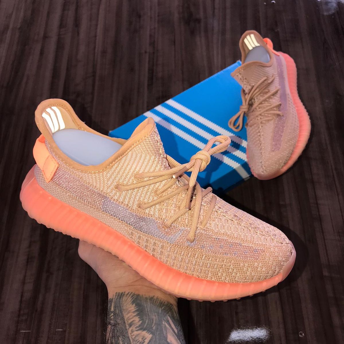 yeezy boost laranja