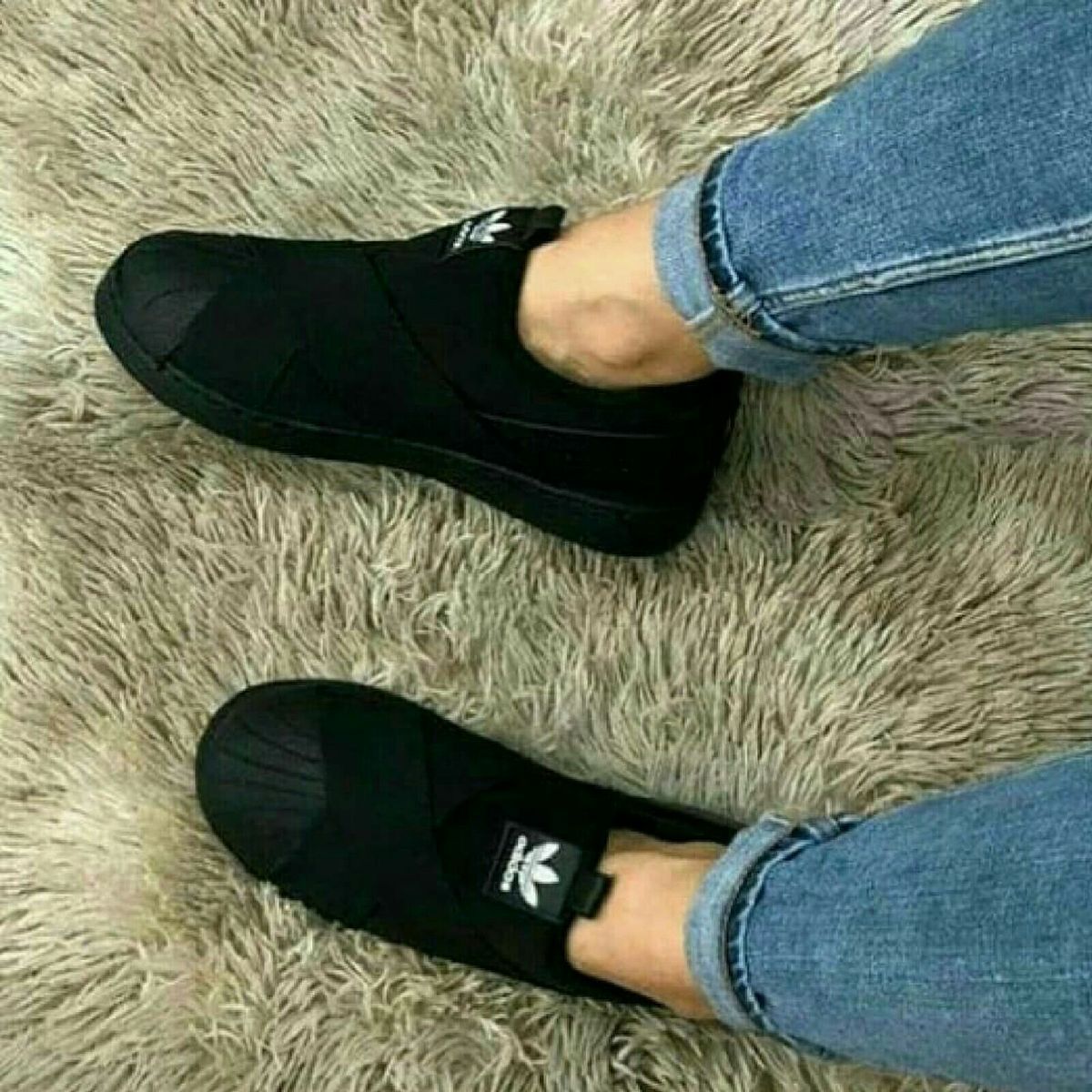 tenis adidas slip on todo preto