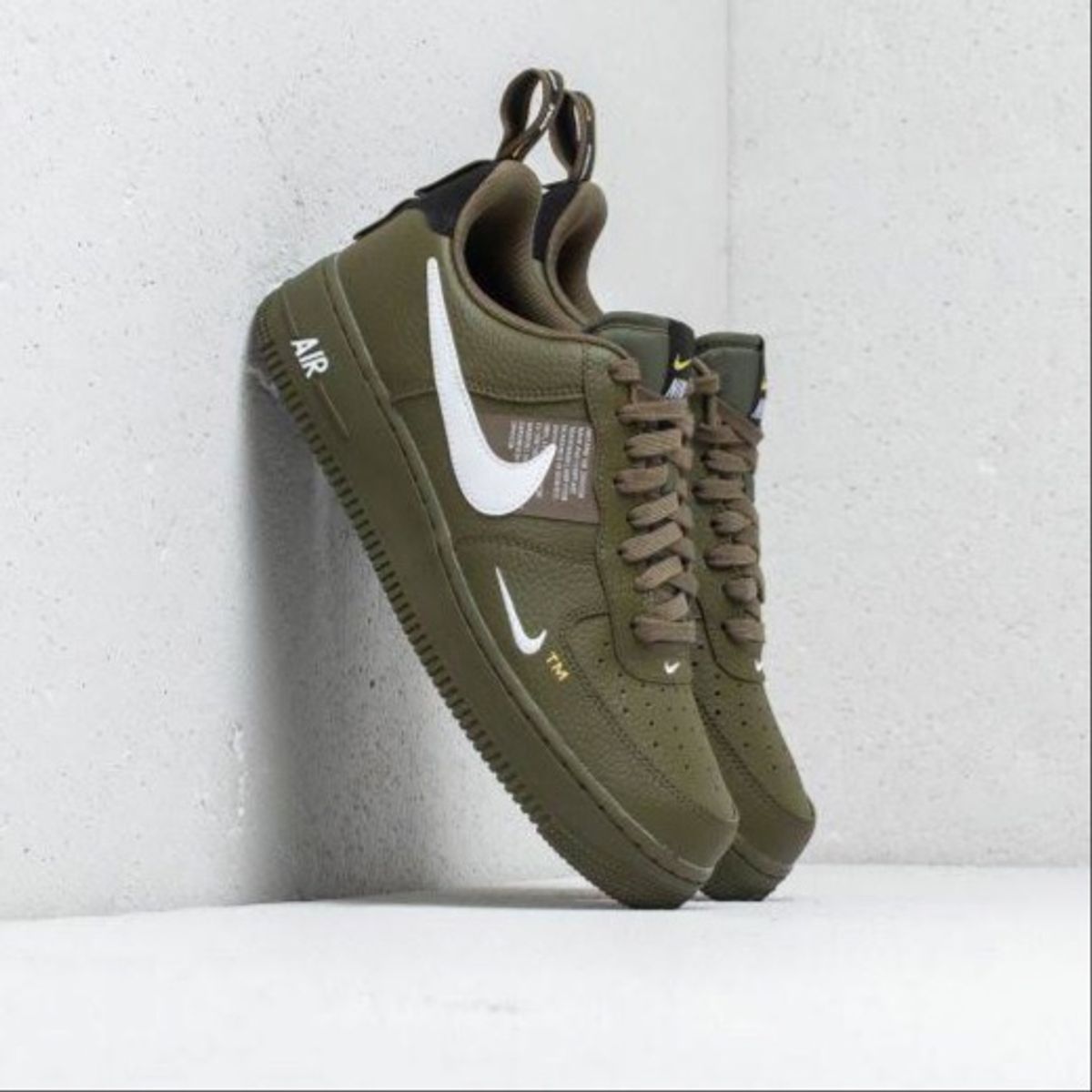 T nis Nike Air Force 1 07 Utility Verde Musgo 38 T nis