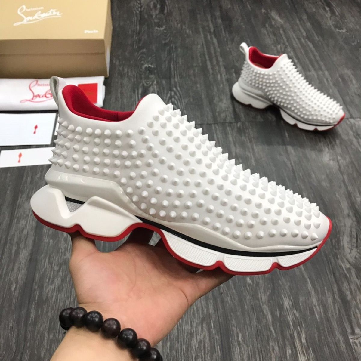 tenis louboutin feminino