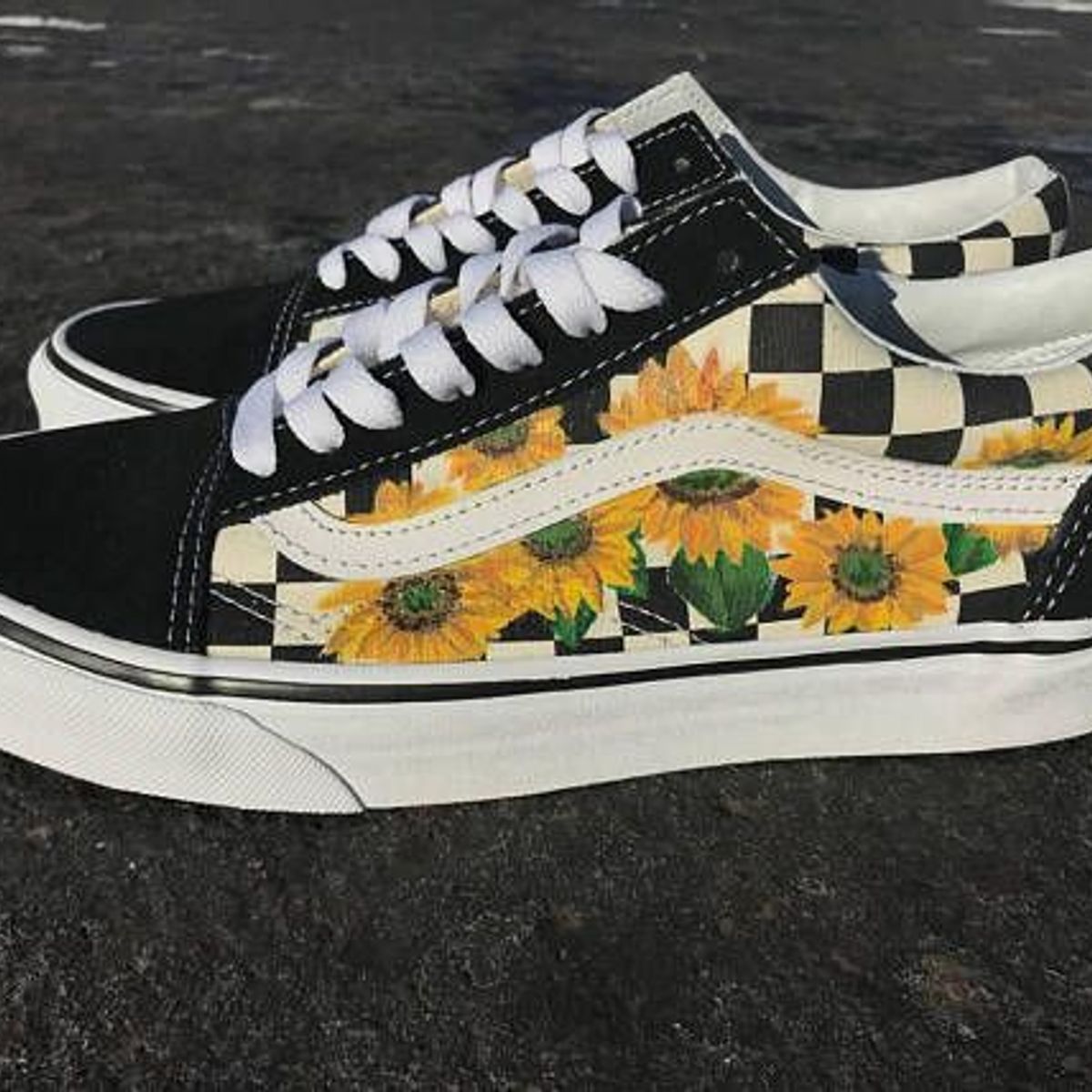 vans old skool amarelo com girassol