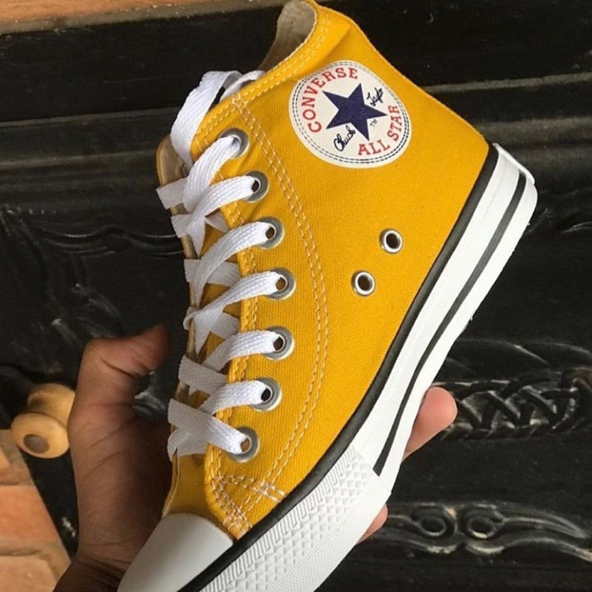 converse cano alto amarelo