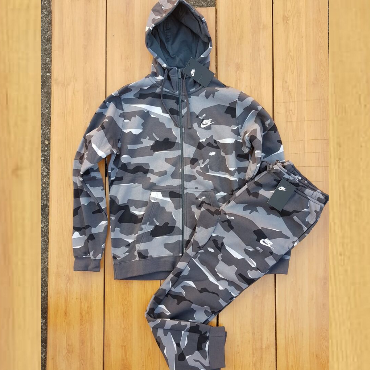 conjunto nike camuflado