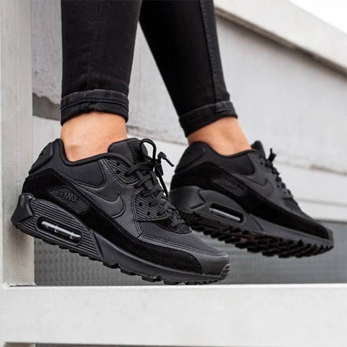 tenis preto feminino nike