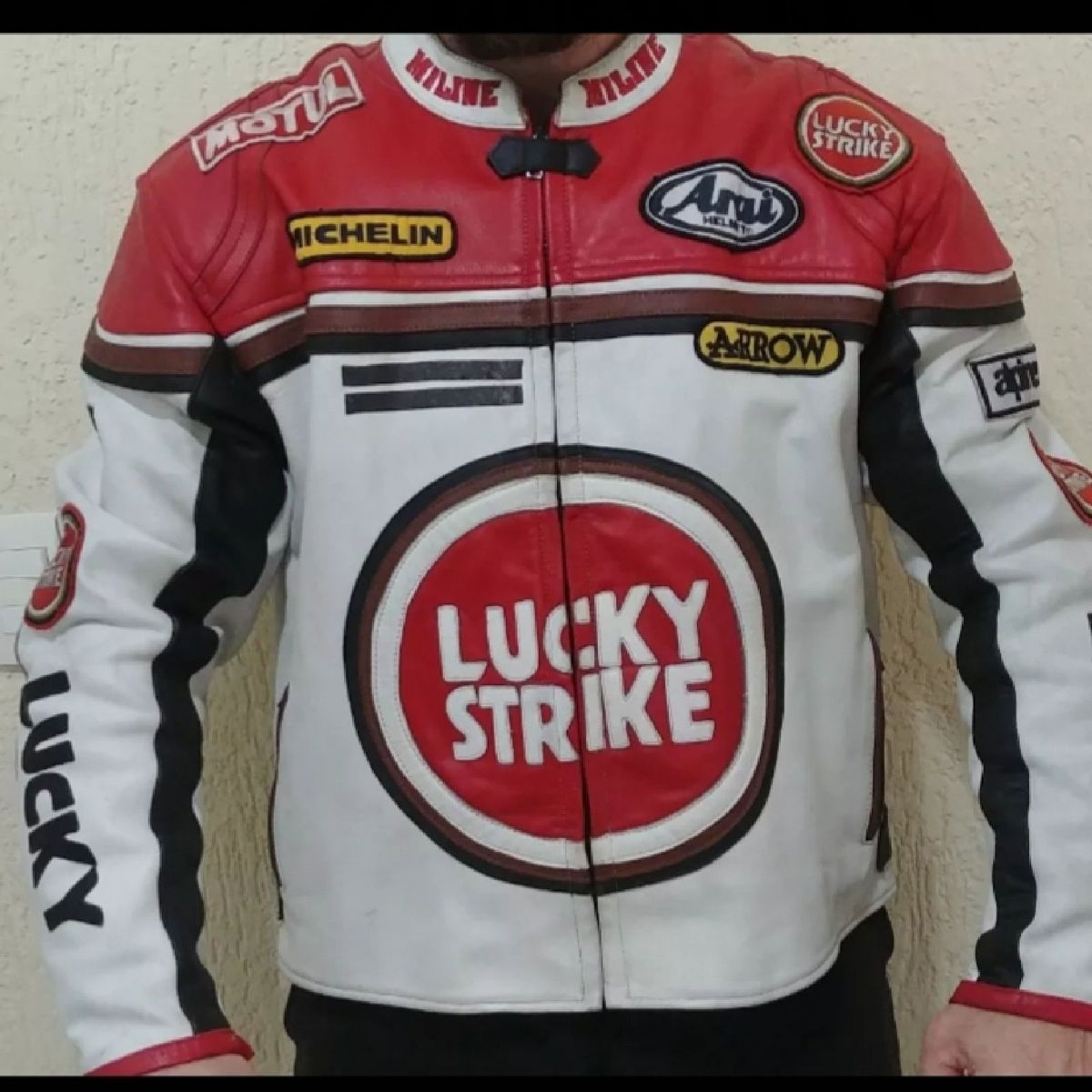 jaqueta de couro esportiva