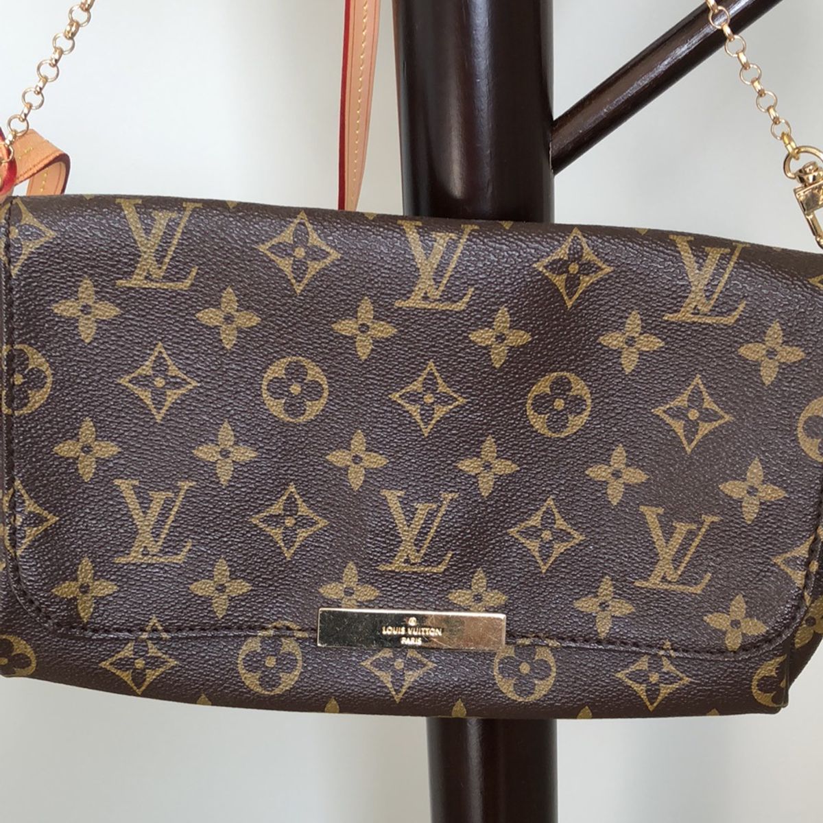 Louis Vuitton Original - Bolsa elipse de Canvas Monograma e Couro., Bolsa  de mão Feminina Louis Vuitton Usado 28261805, enjoei