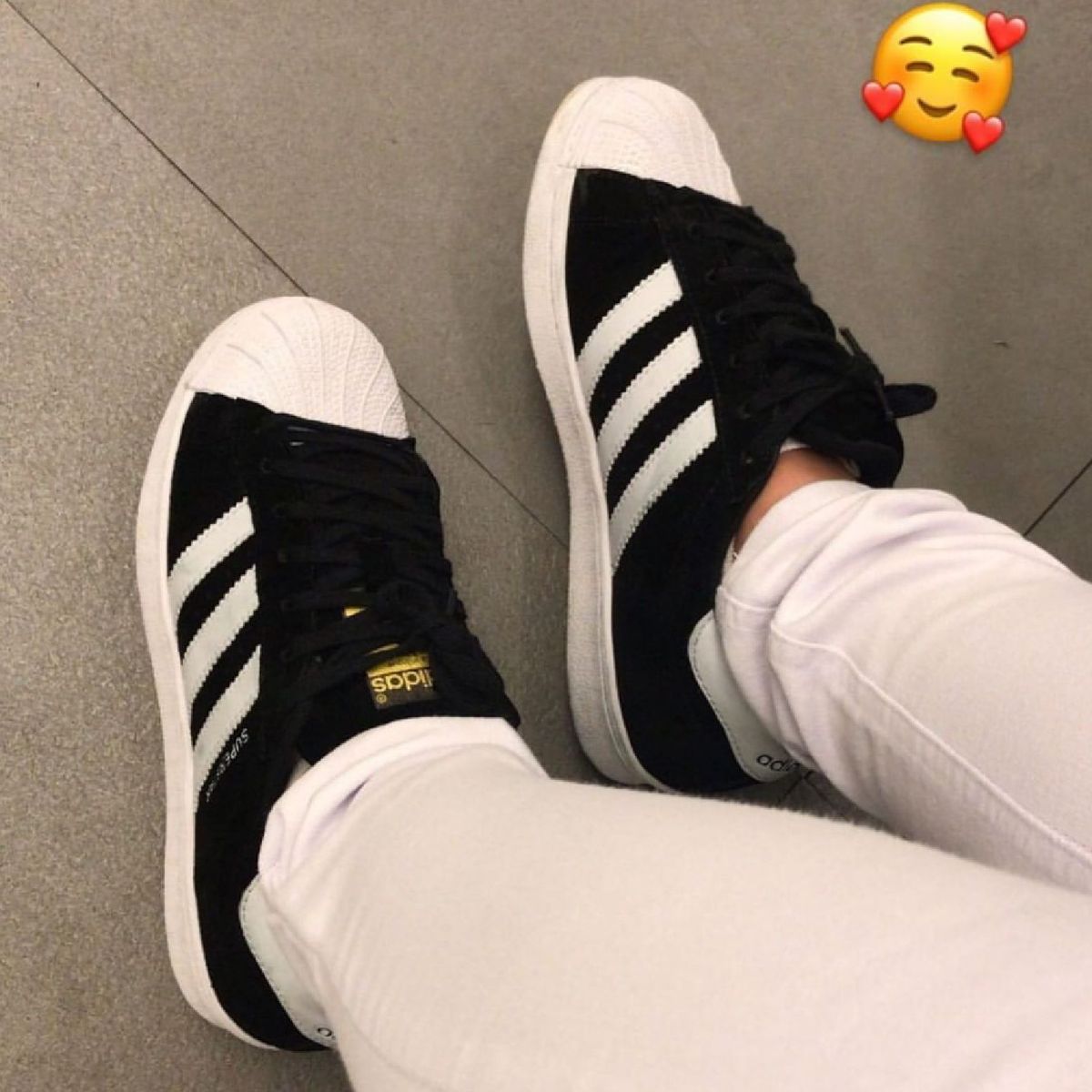 tenis adidas superstar preto camurça