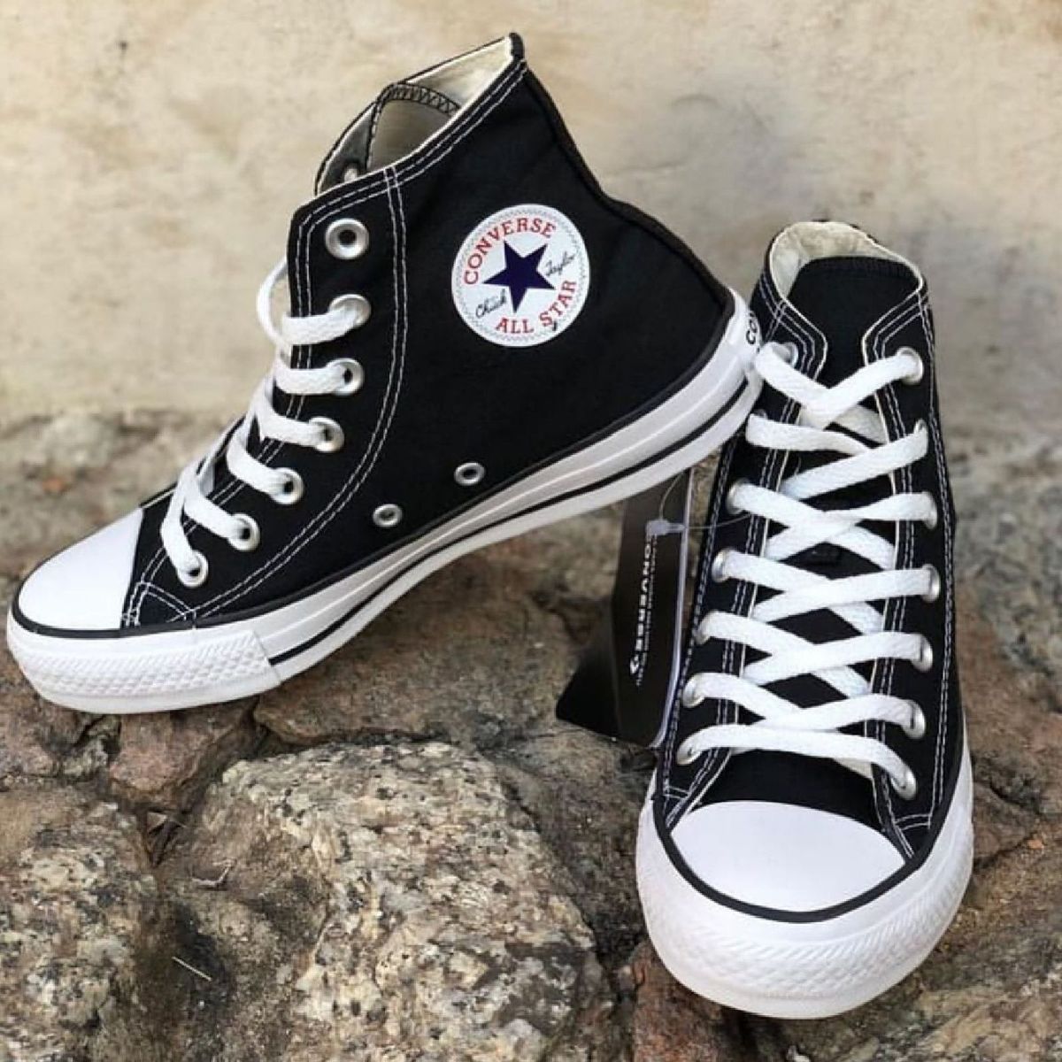 TÊNIS ALL STAR CONVERSE - CANO ALTO - PRETO COM LISTRA PRETA