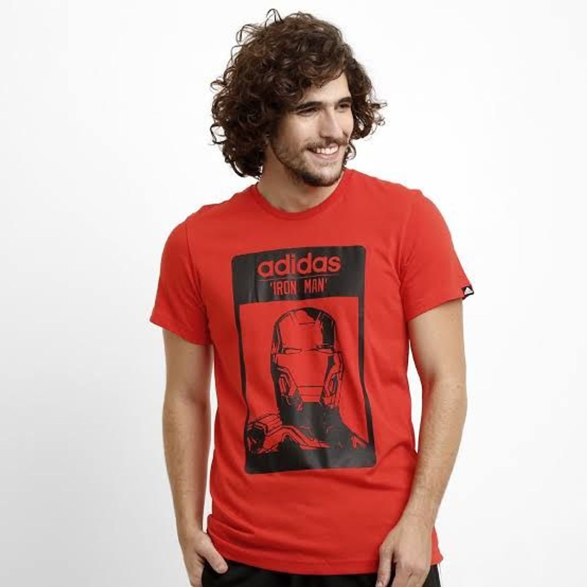 camiseta marvel adidas