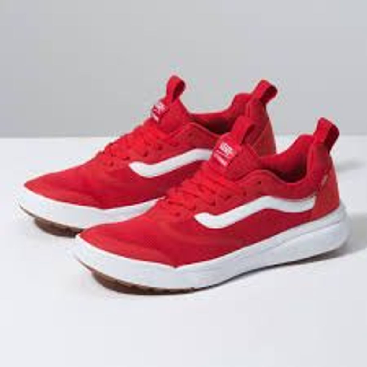 tenis vermelho vans