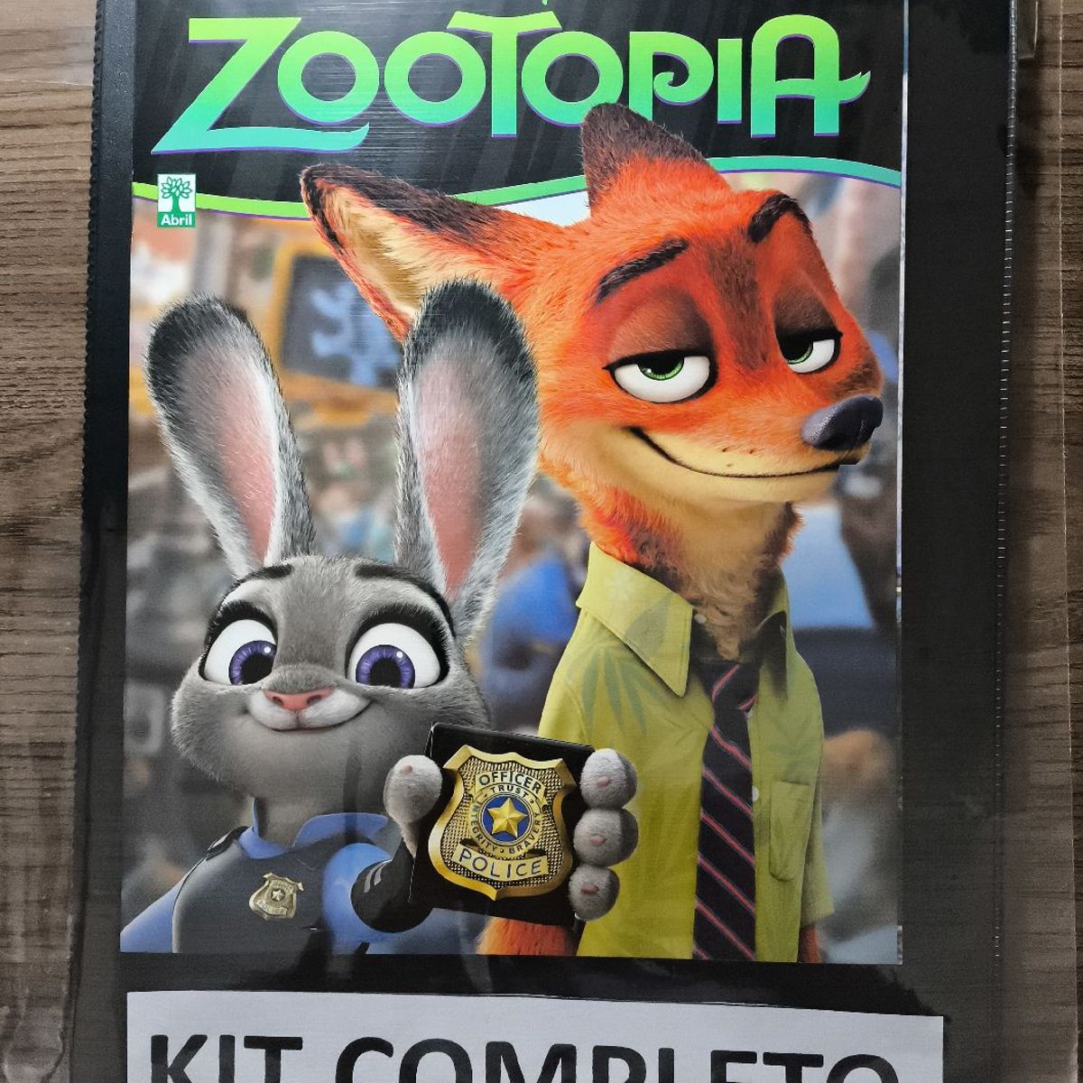 Álbum de Figurinhas Zootopia Completo para Colar + Pasta | Editora Abril  2016 Usado 101444594 | enjoei