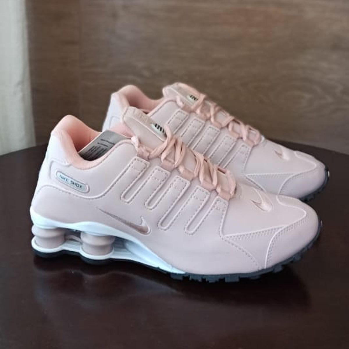 Nike shox gravity store femme rose