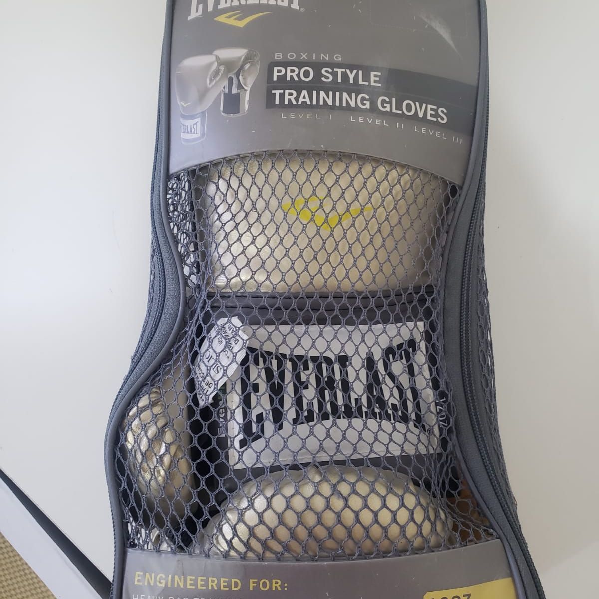 Luva store everlast dourada