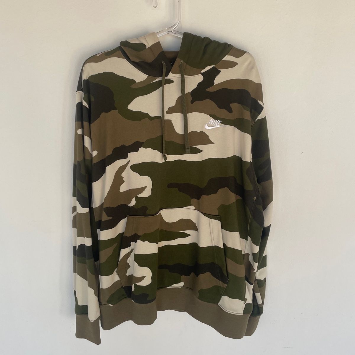 Blusao store nike camuflado