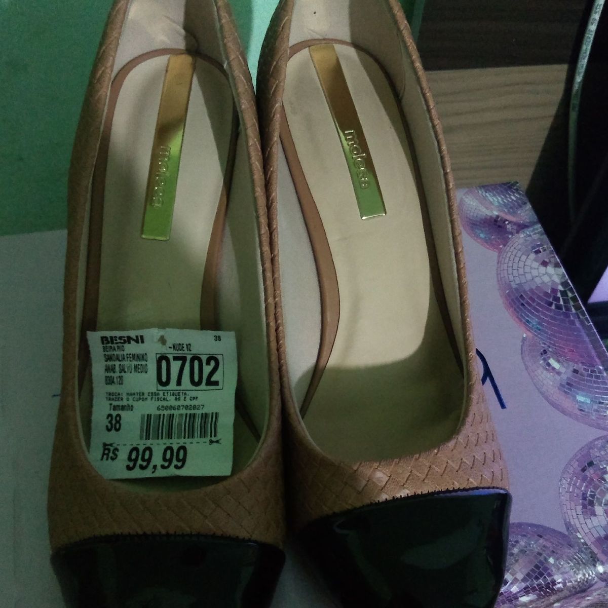 sandalia anabela besni