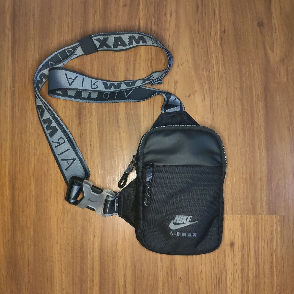 Nike air store max hip bag