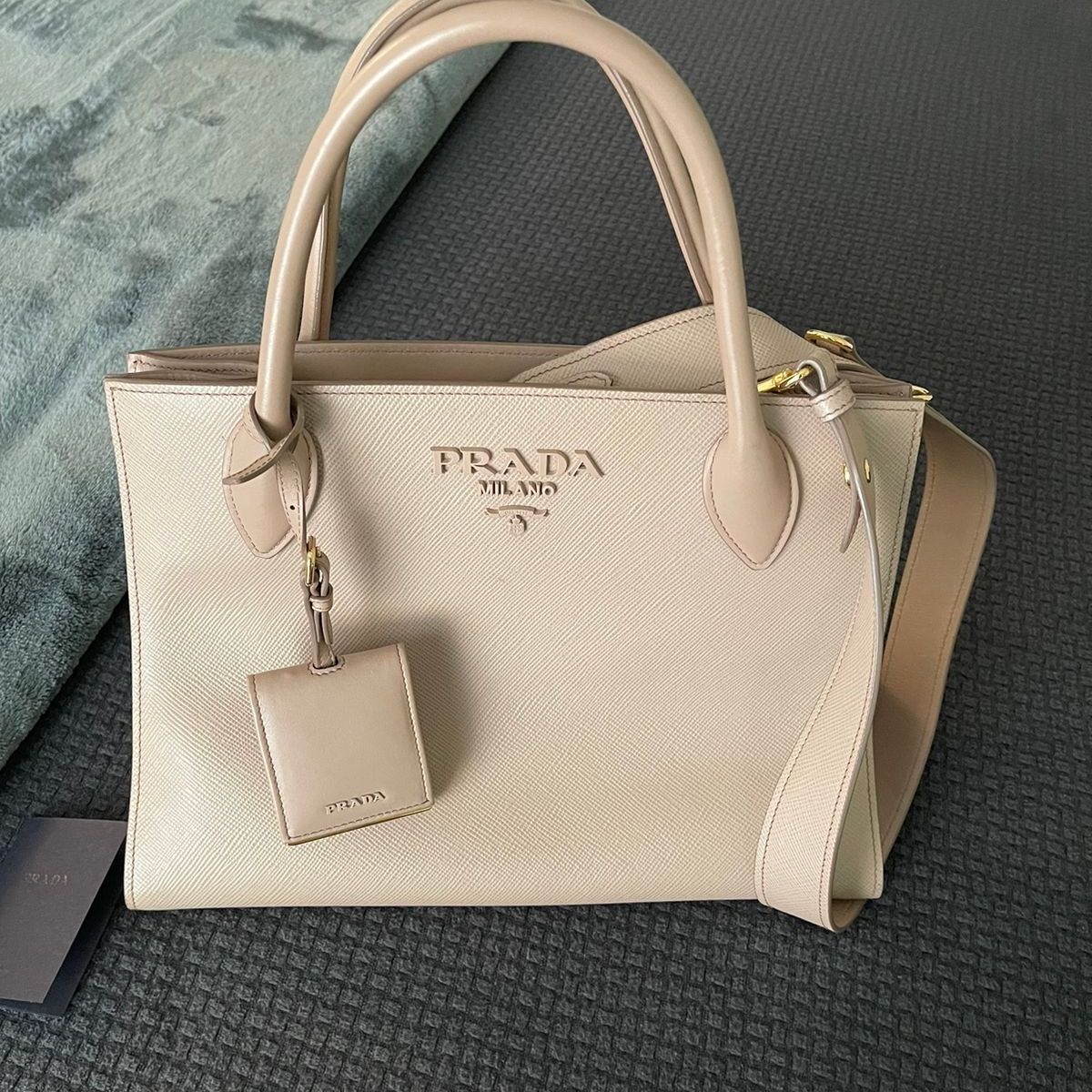 Bolsa Prada Milano  Parcelamento sem juros