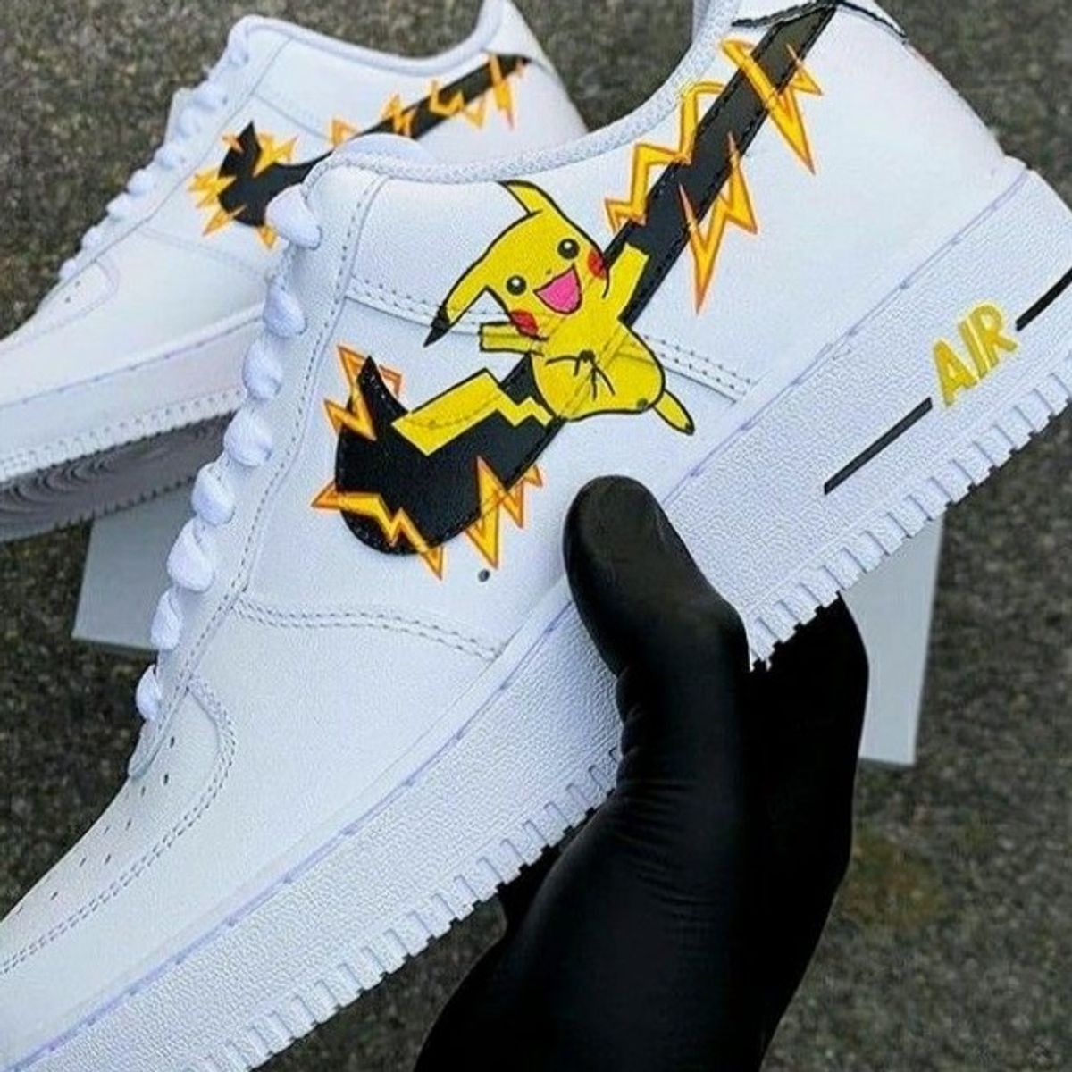 Tenis discount nike pokemon