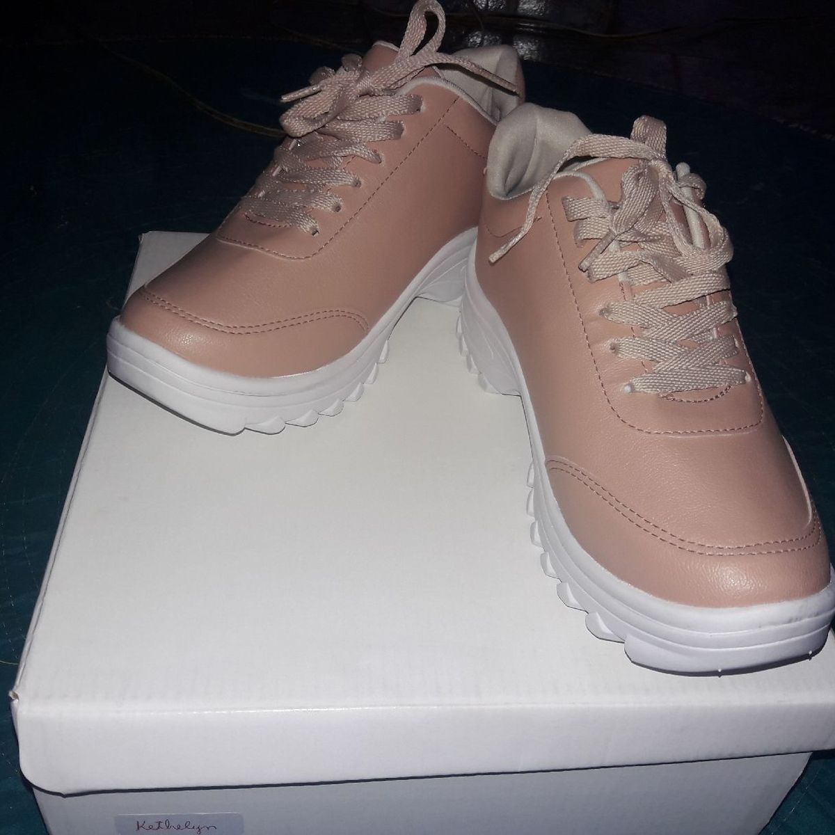 tenis fila cor de pele