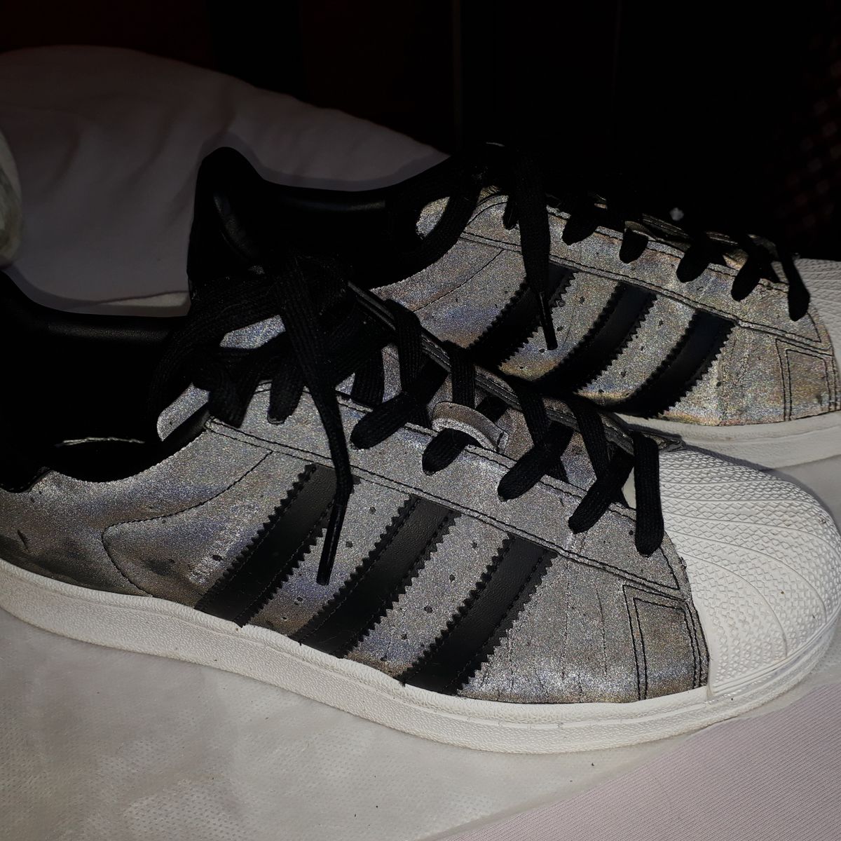 tenis adidas refletivo