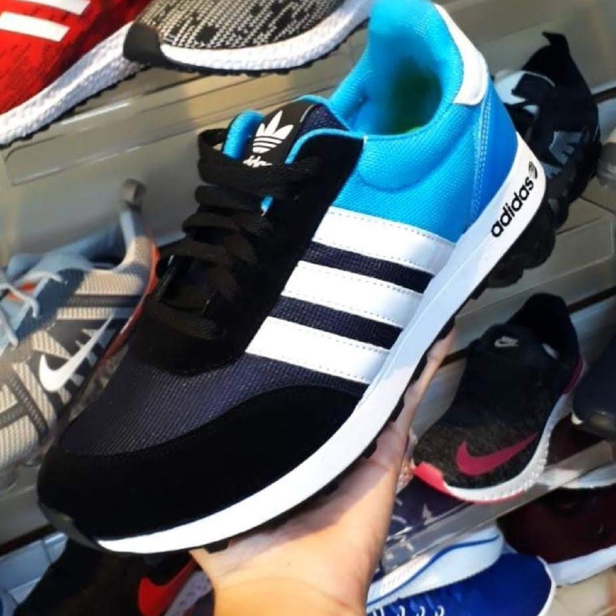 tênis sport run adidas