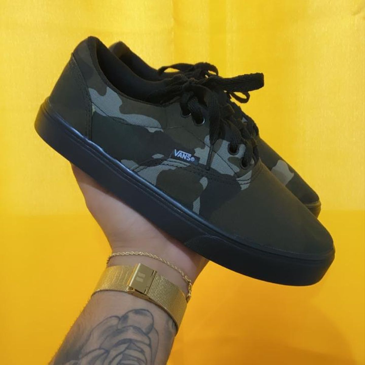 vans authentic camuflado