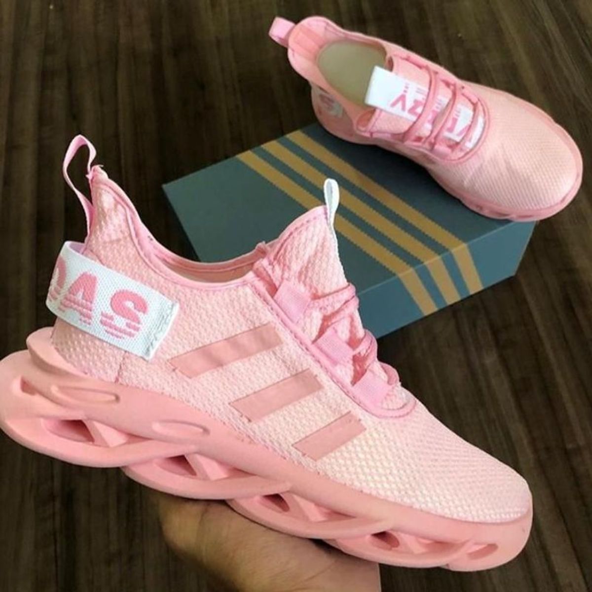 tenis adidas boost rosa