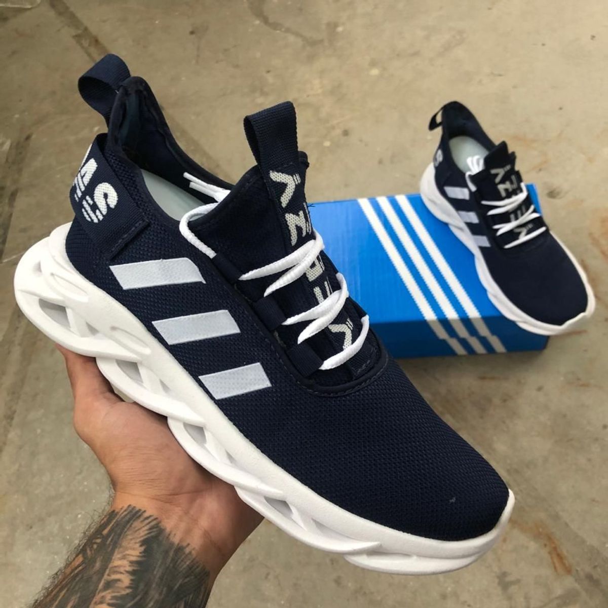 adidas azul marinho feminino