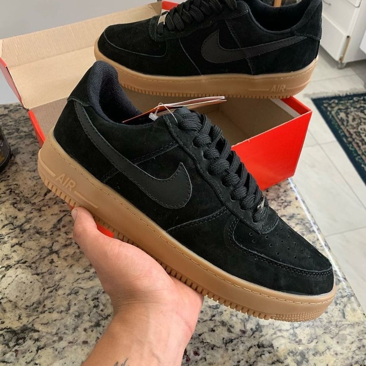 Air force 1 2025 preto e marrom