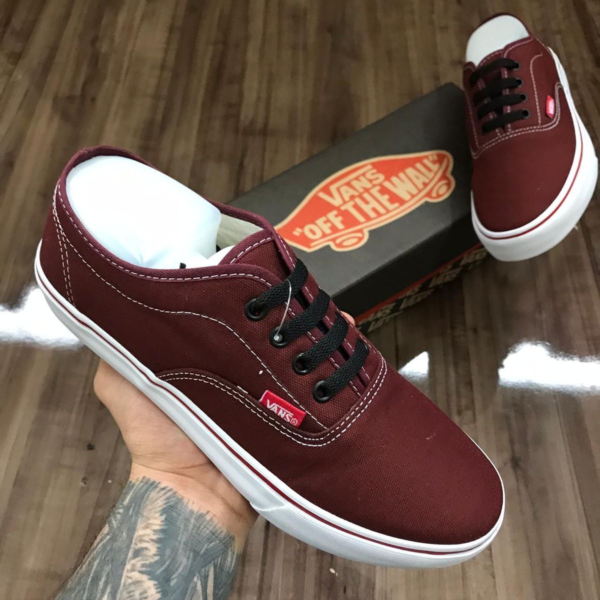 vans era bordo