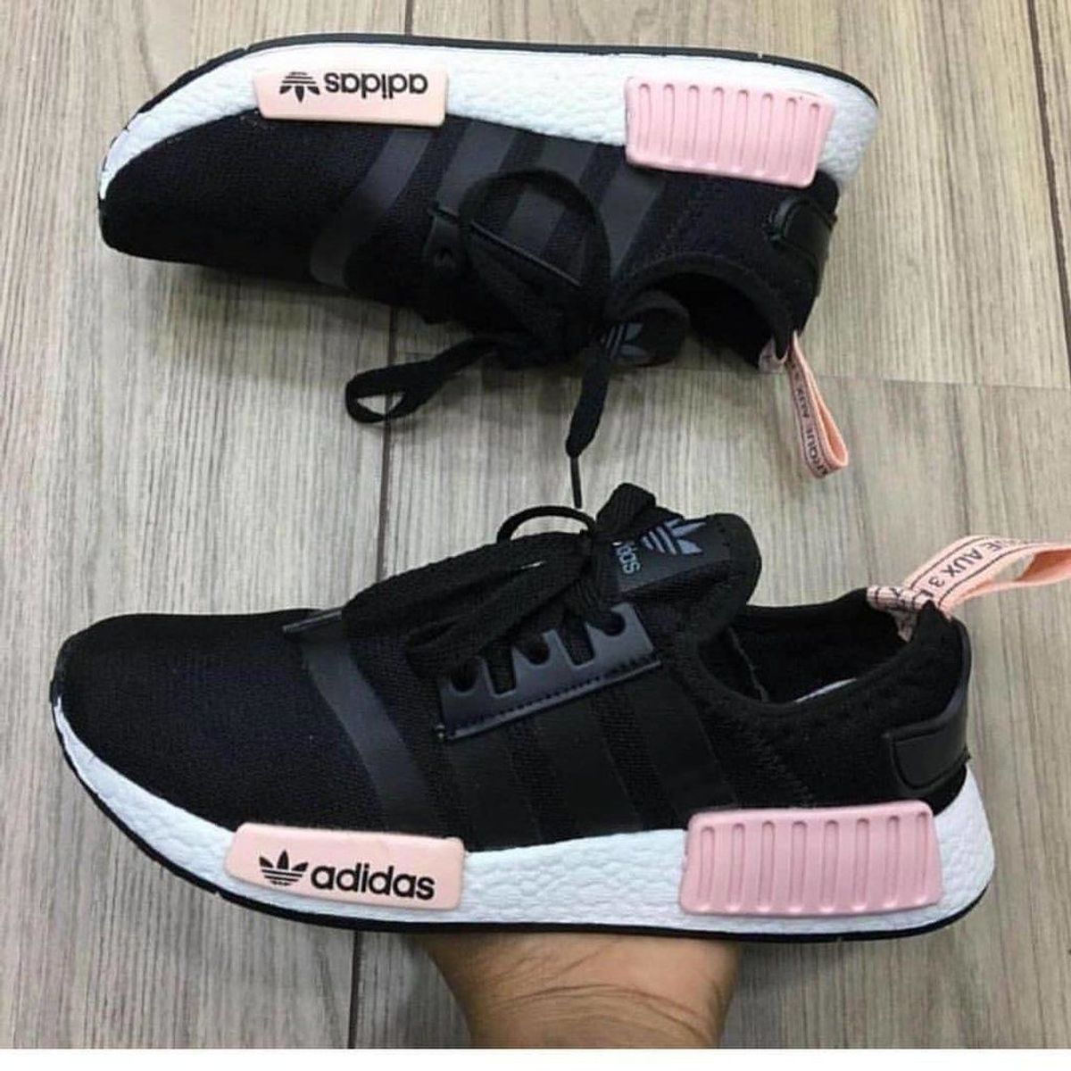 Tenis adidas nmd 2024 preto e rosa