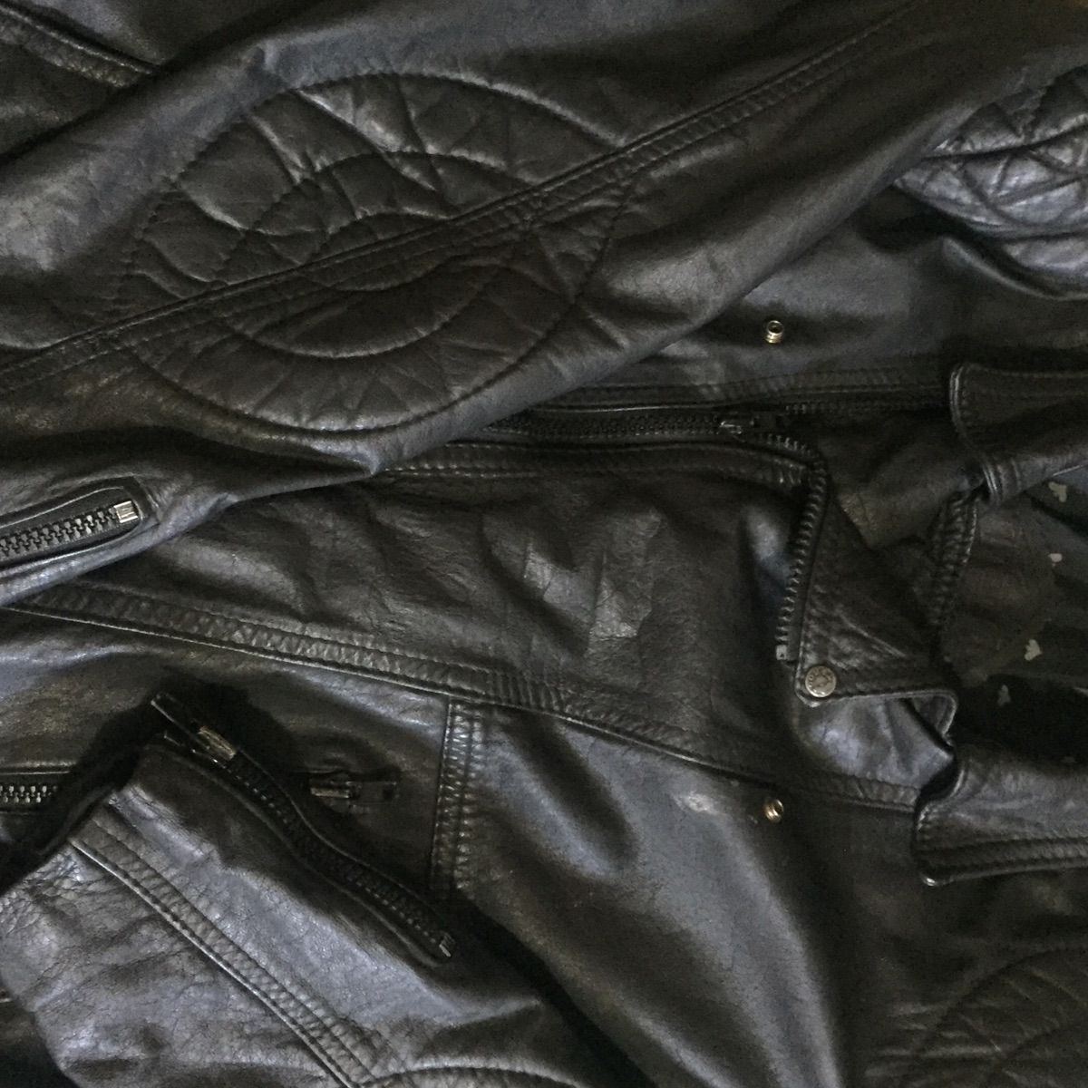 jaqueta de couro taboo