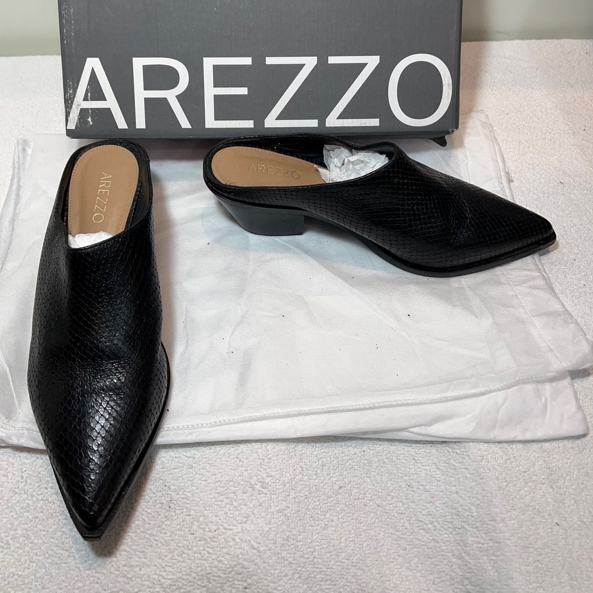 Mule best sale arezzo cobra