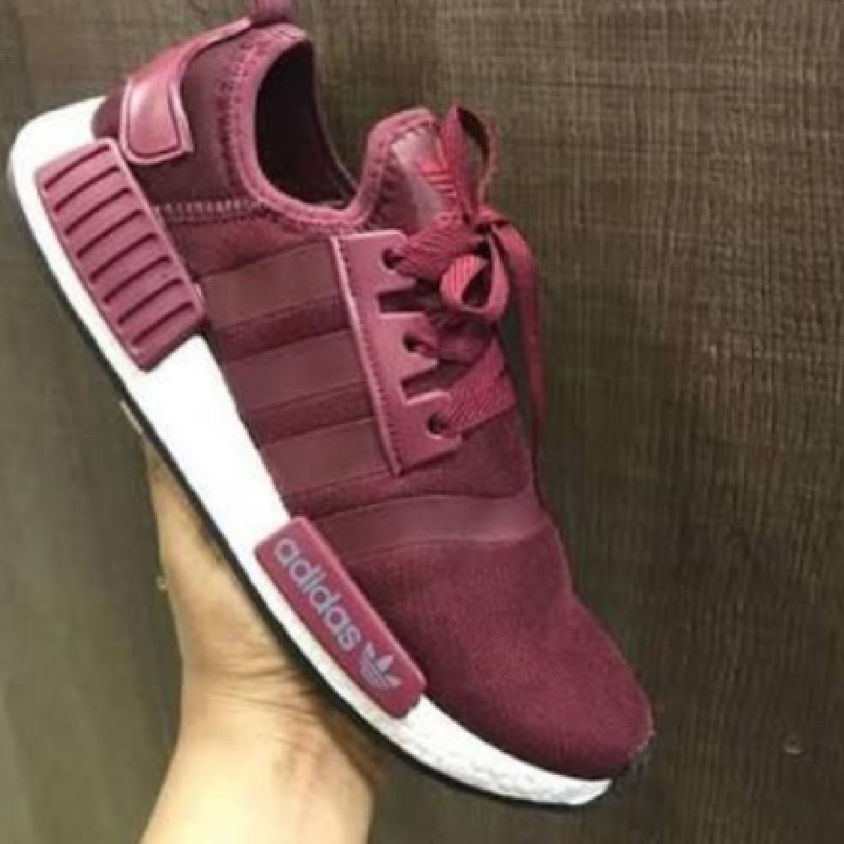 tenis adidas nmd bordo