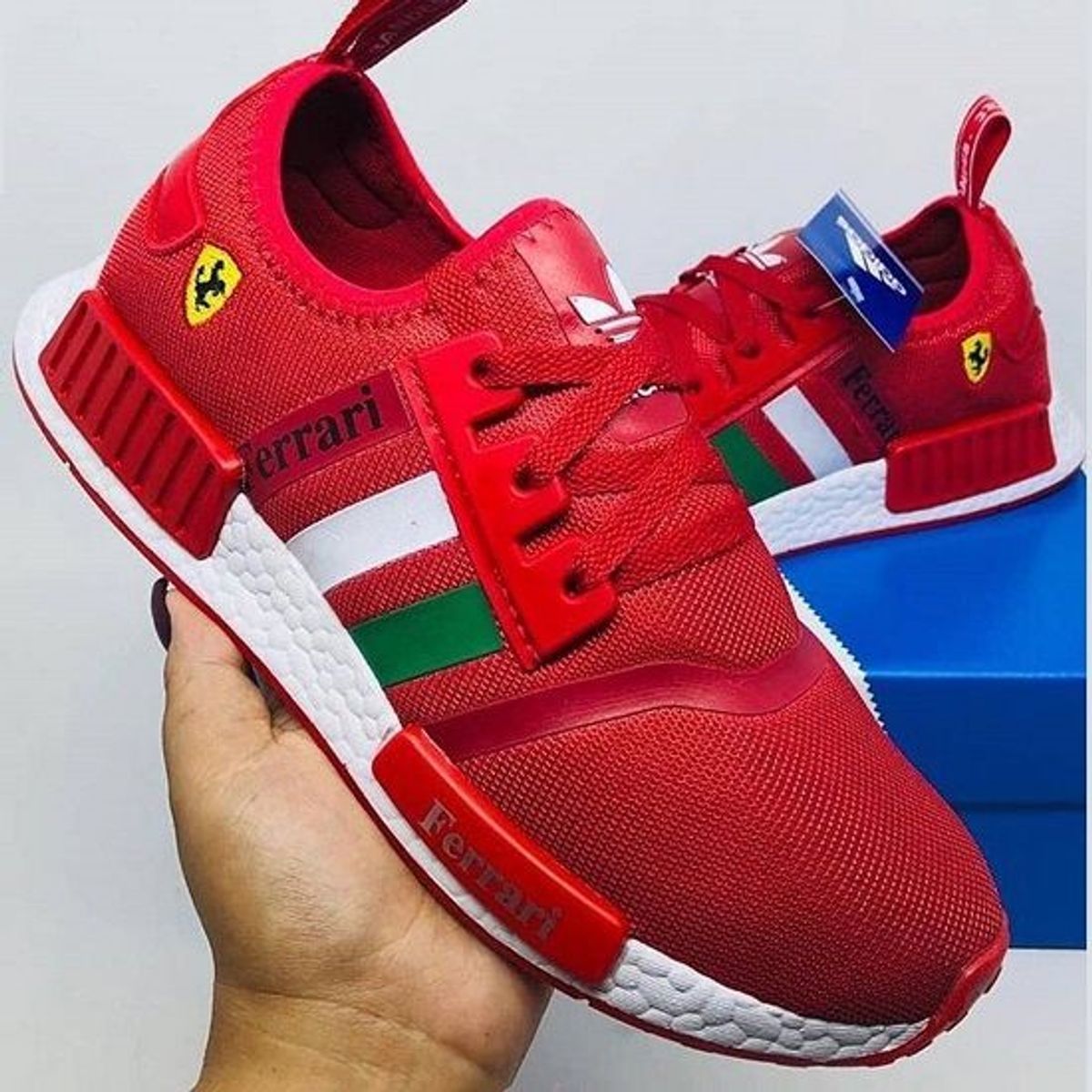 tenis adidas ferrari vermelho