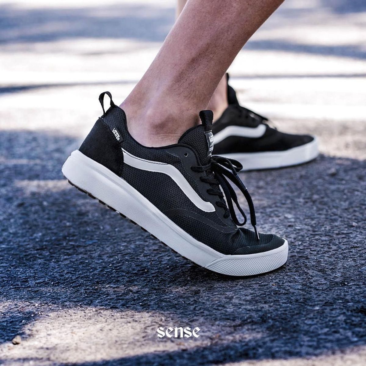 Tênis Vans Ultrarange Preto e Branco Classic Novo Modelo Nº35 | Tênis  Feminino Vans Nunca Usado 46635288 | enjoei