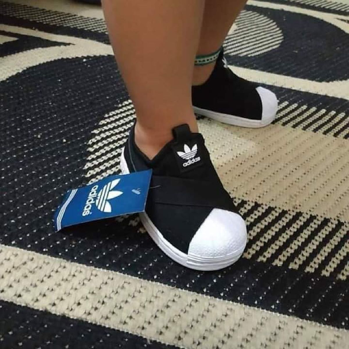 Tênis adidas preto store infantil