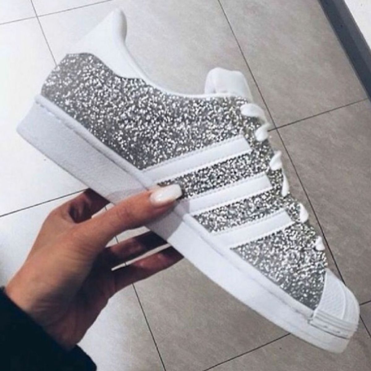 adidas superstar branco e prata