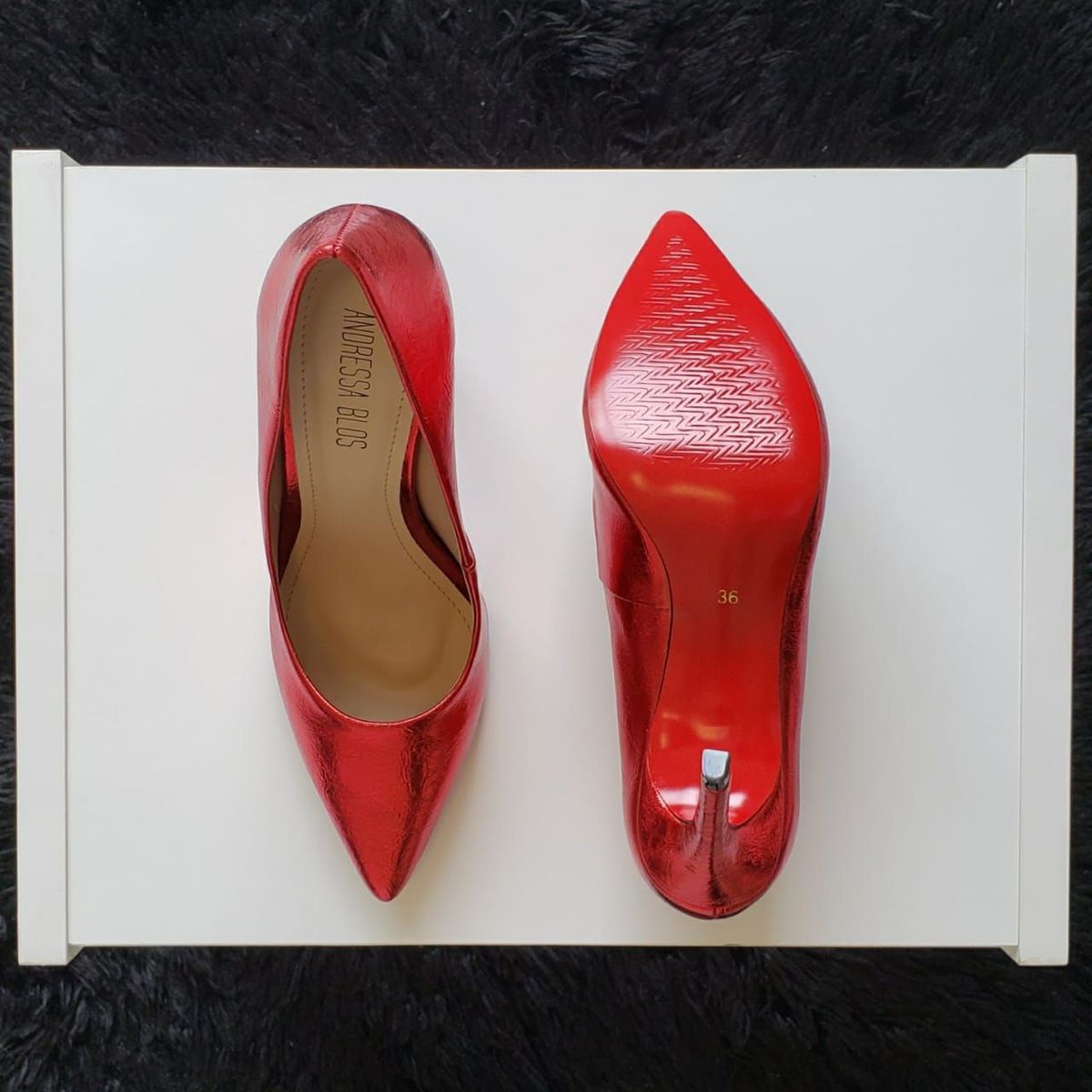 scarpin vermelho 33