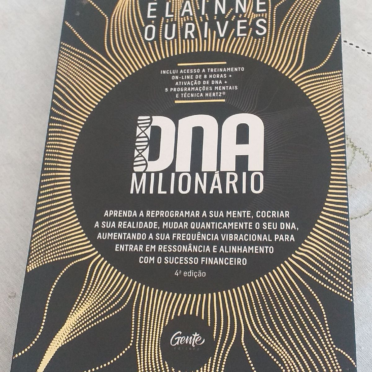 Livro Dna Milionário- Elainne Ourives | Livro Gente Editora Usado 44310234 | enjoei