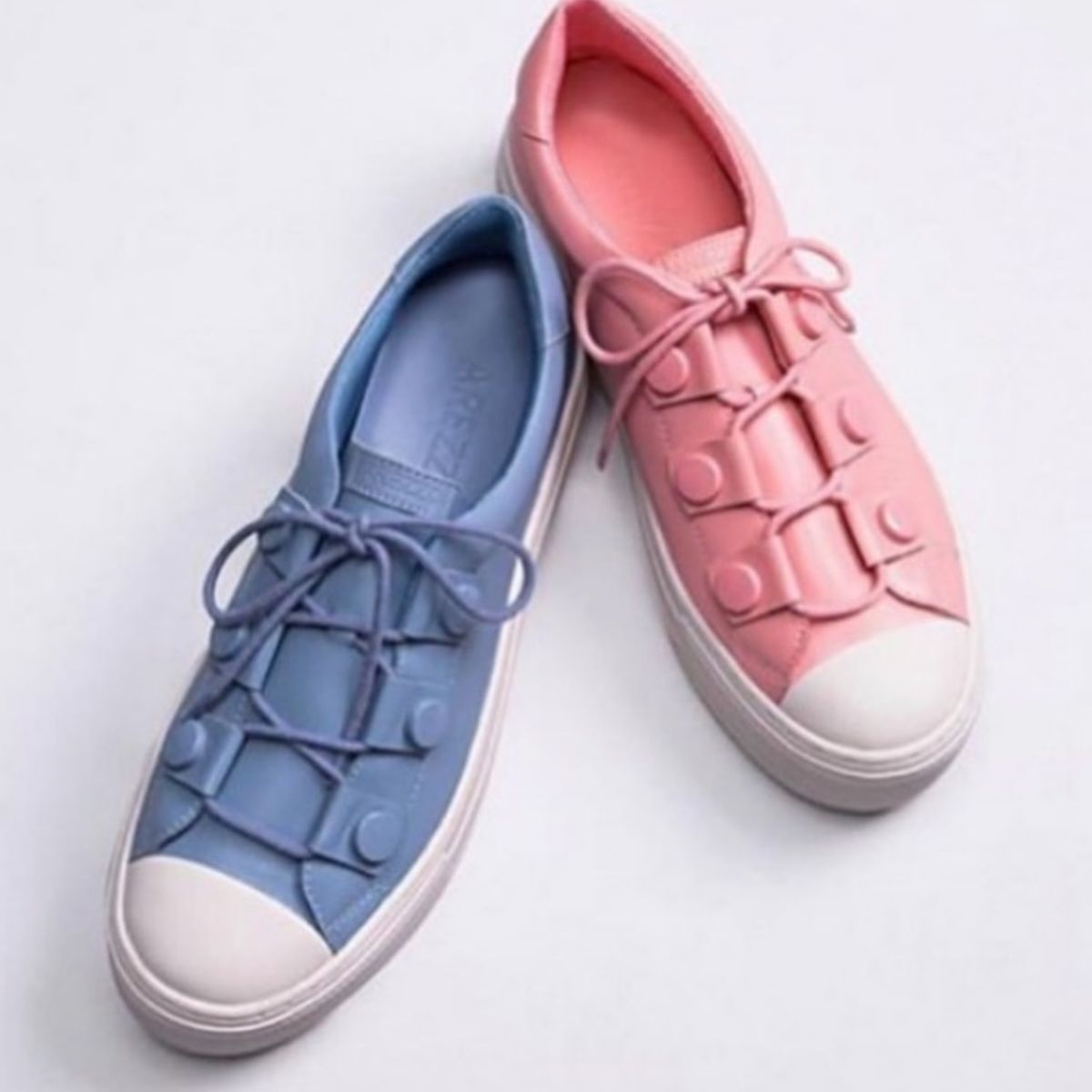 promoção tenis arezzo