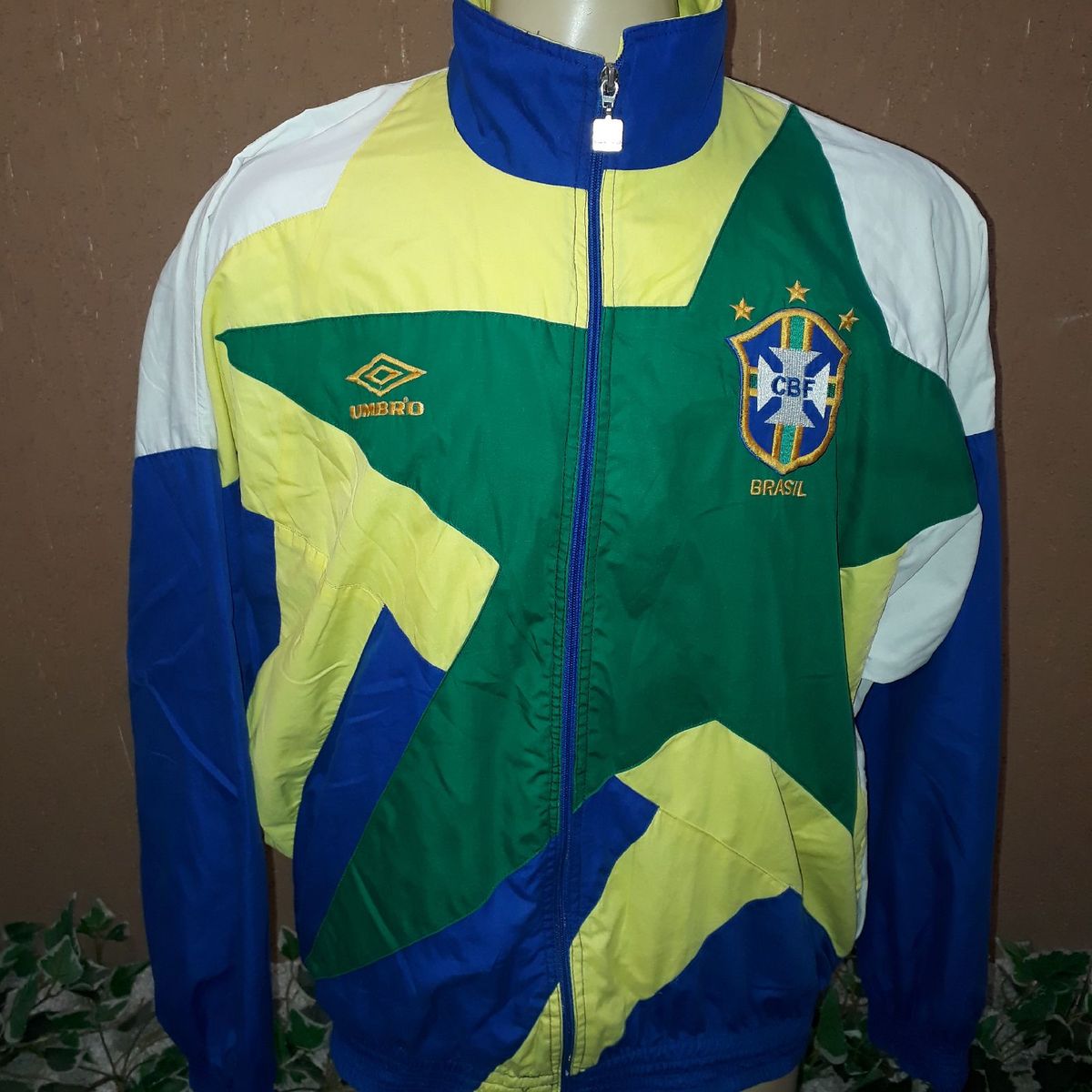 Jaqueta Antiga da Seleção Brasileira Ano 1994 | Roupa Esportiva Masculino  Umbro Usado 76910779 | enjoei