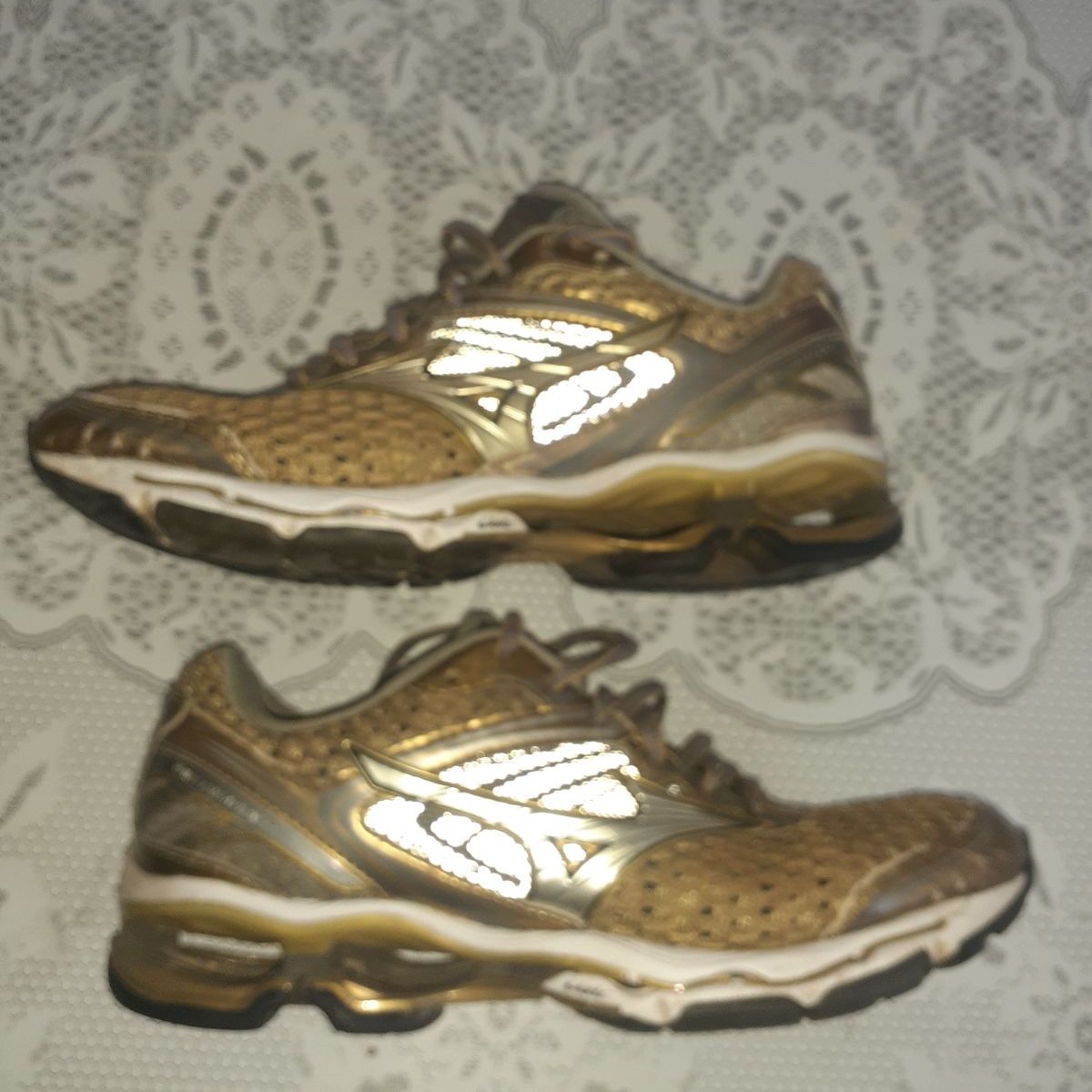 Mizuno wave shop creation 17 gold