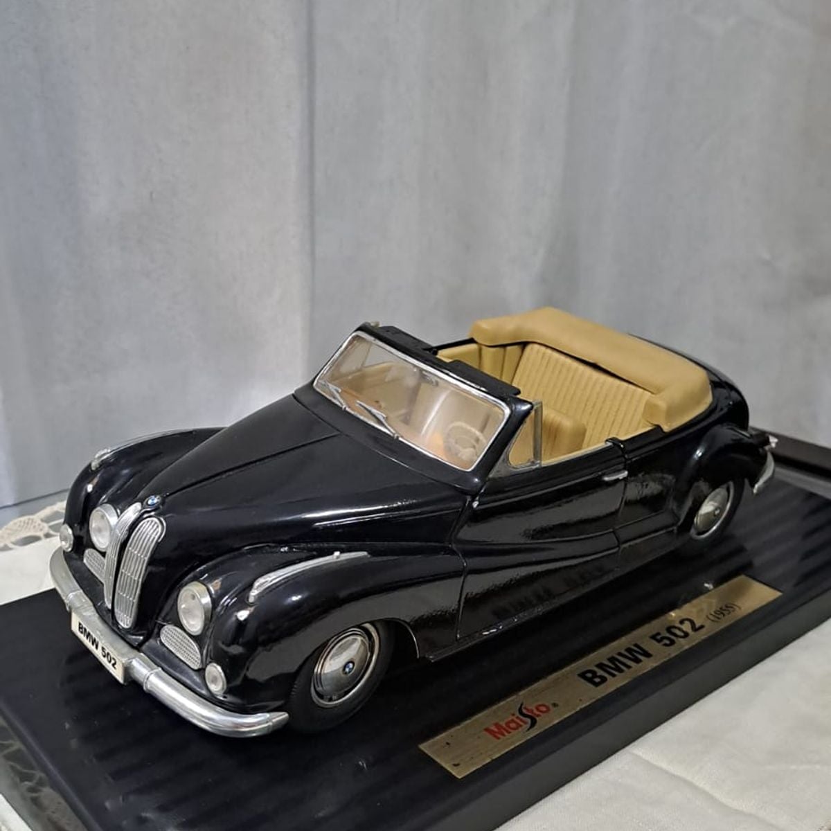 Miniatura Bmw 502 (1955) | Maisto Usado 127076767 | enjoei