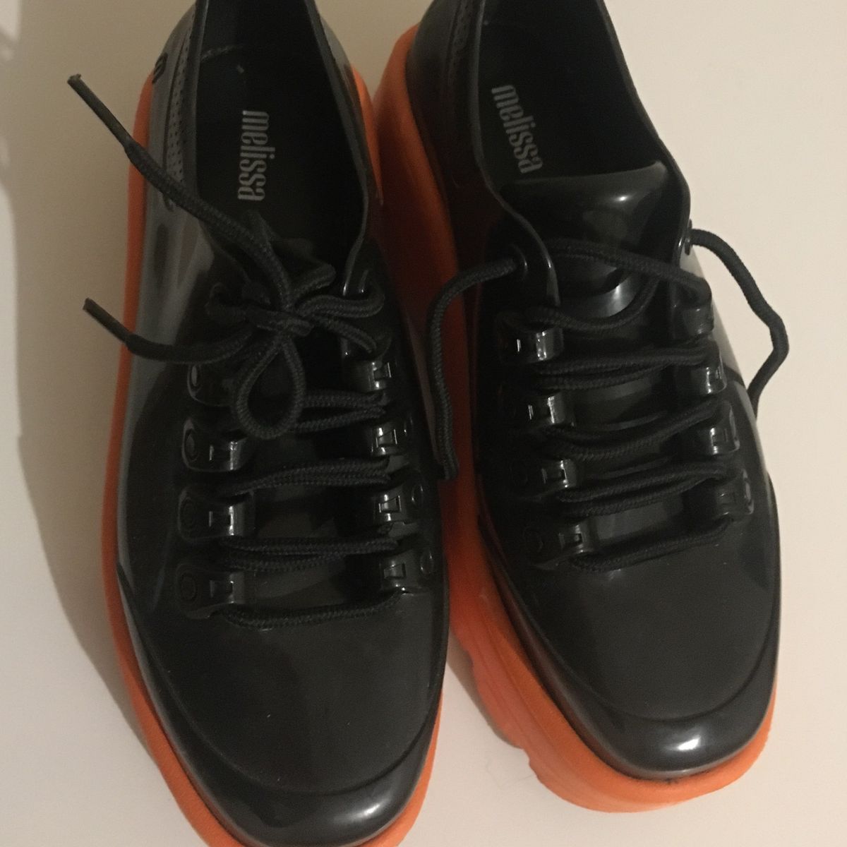 tenis melissa tratorado