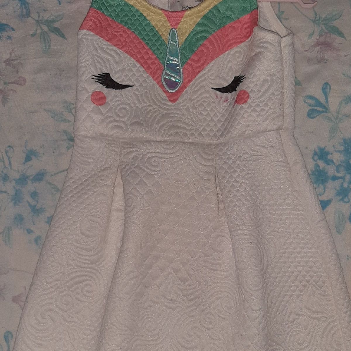 vestido unicornio renner