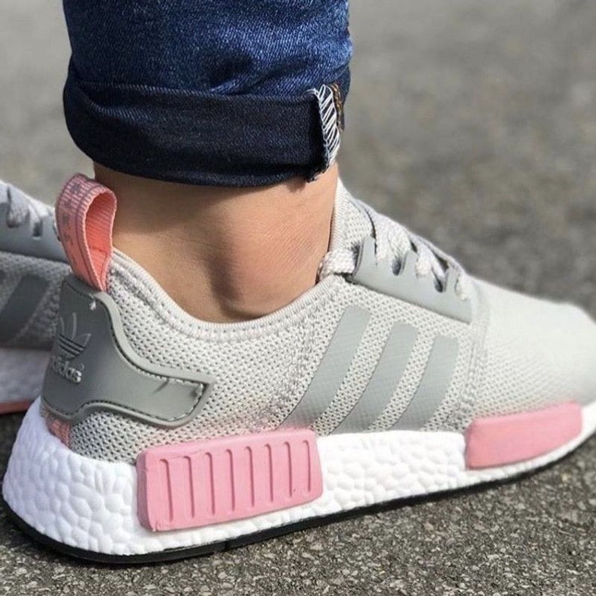 adidas nmd feminino cinza e rosa