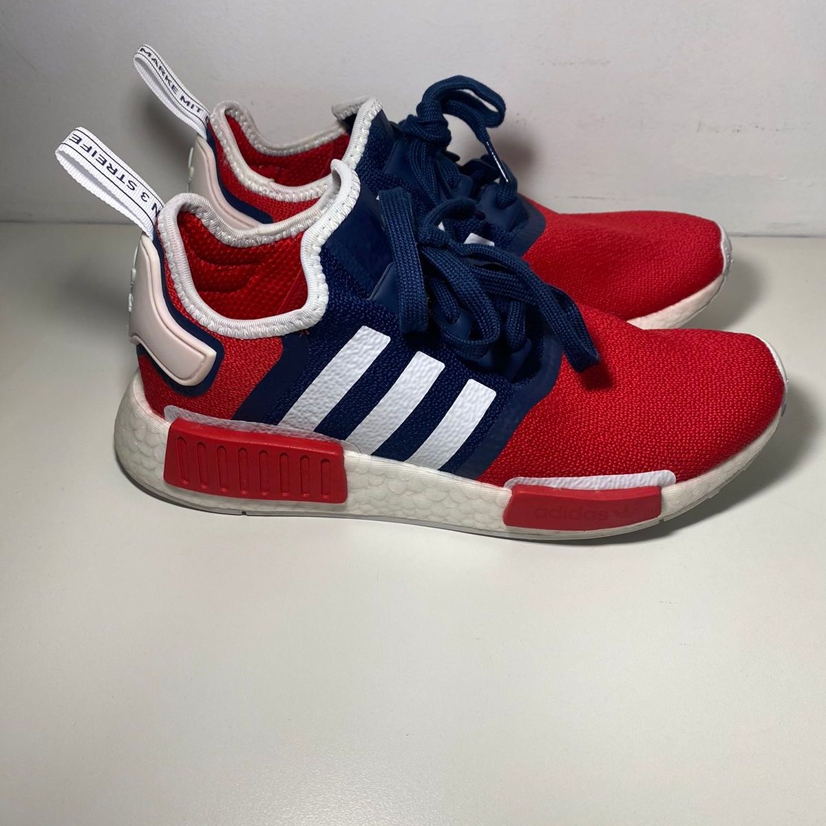 Adidas nmd vermelho e azul hotsell